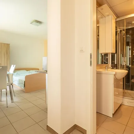 Apartmaji Loretica Мост-на-Соки